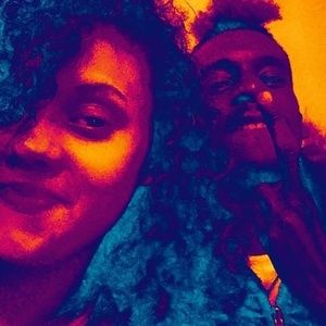 Meet your Posher, Elis